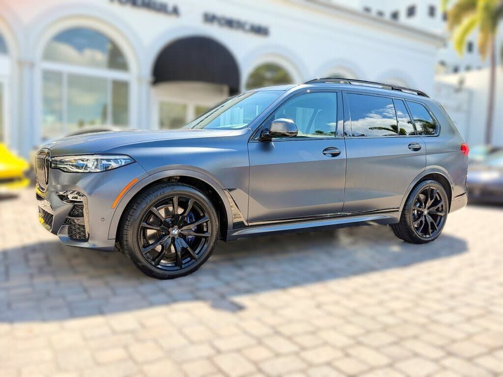 2021 BMW X7