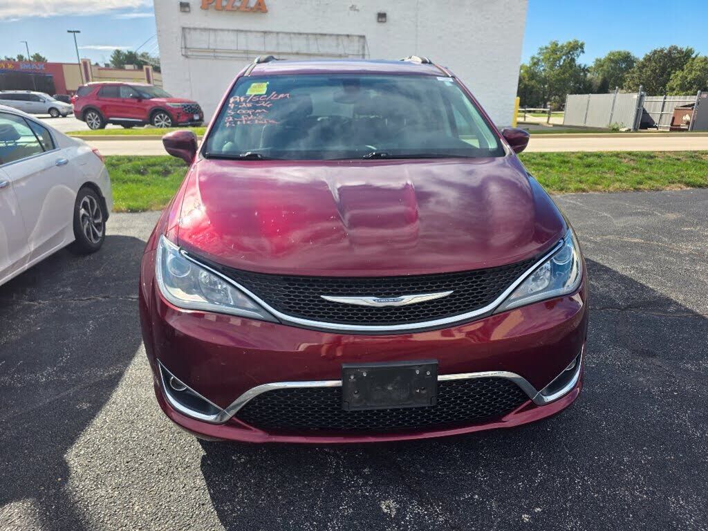 2017 CHRYSLER Pacifica