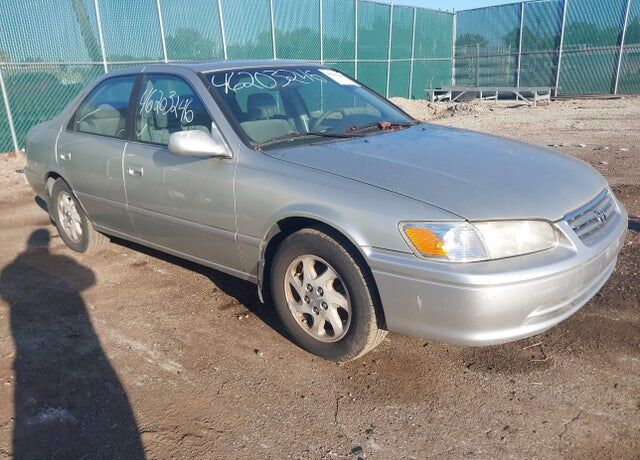 2000 TOYOTA Camry