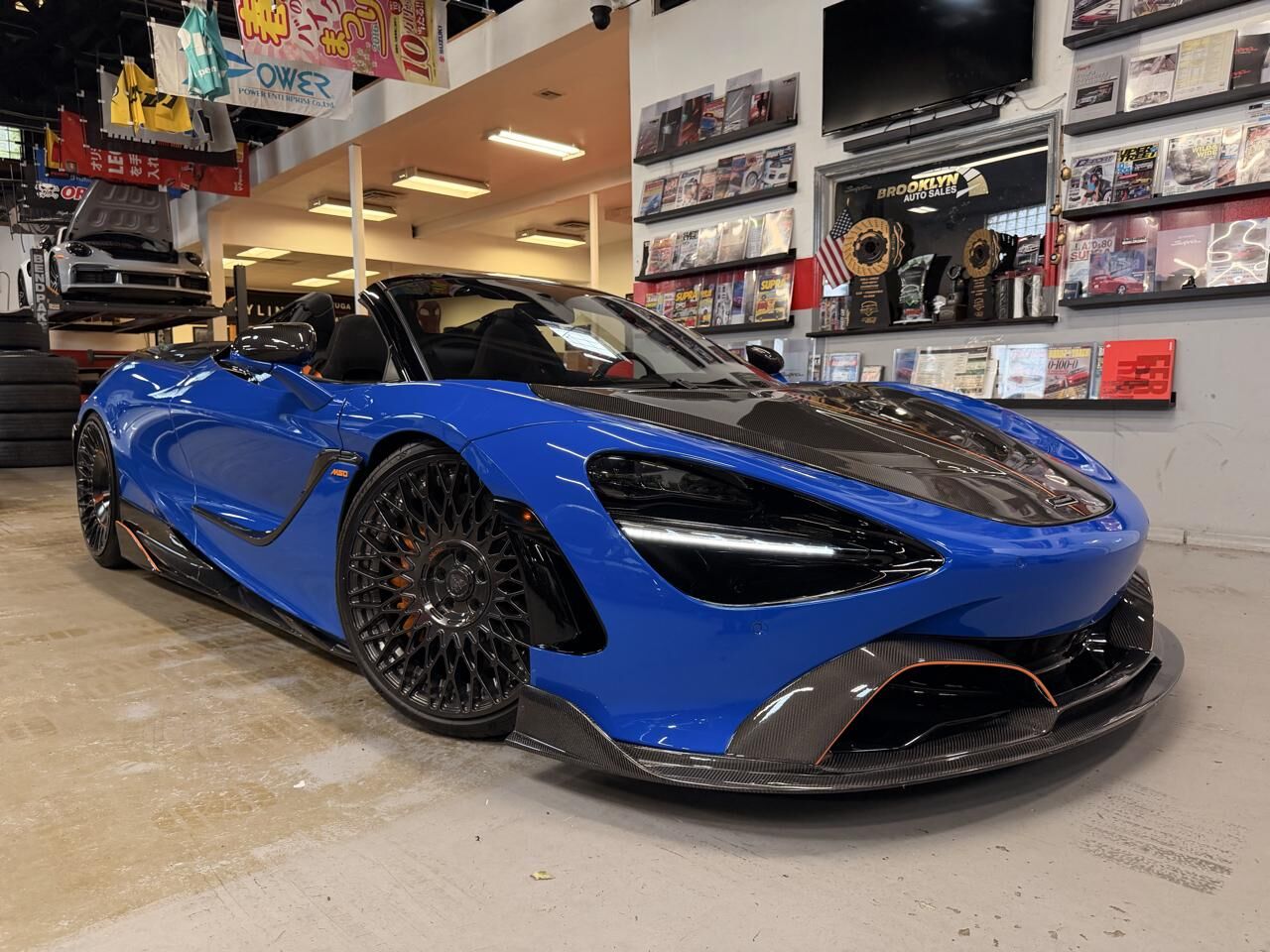2022 MCLAREN 720S