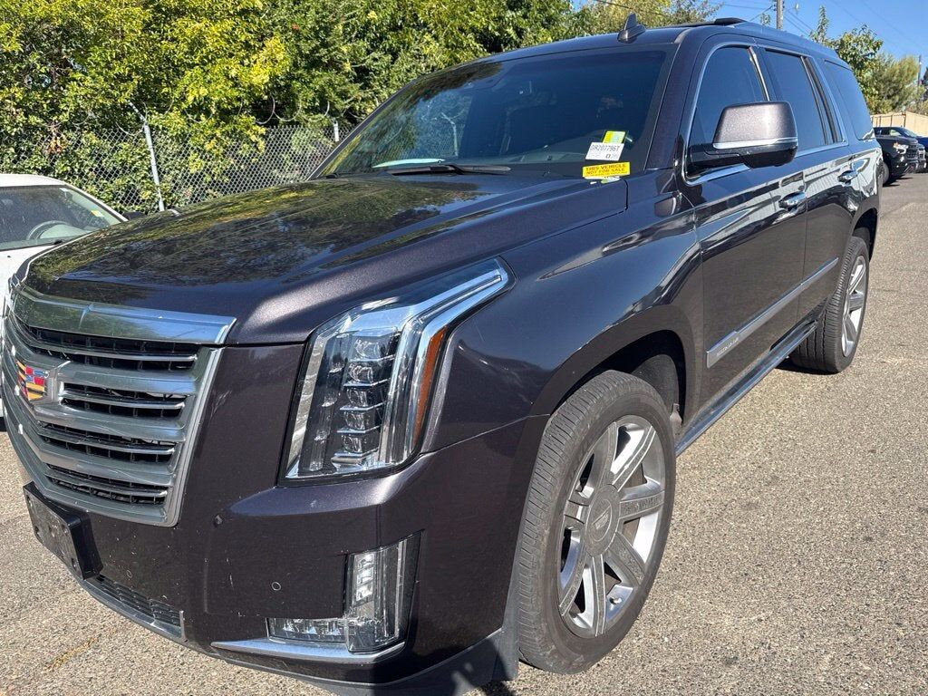 2016 CADILLAC Escalade