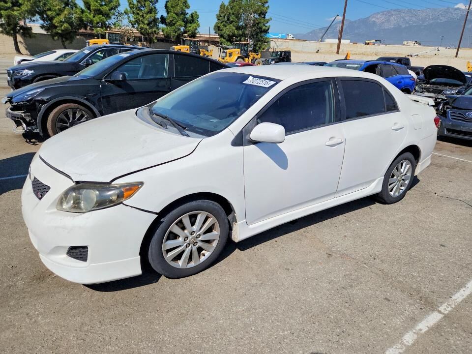 2010 TOYOTA Corolla