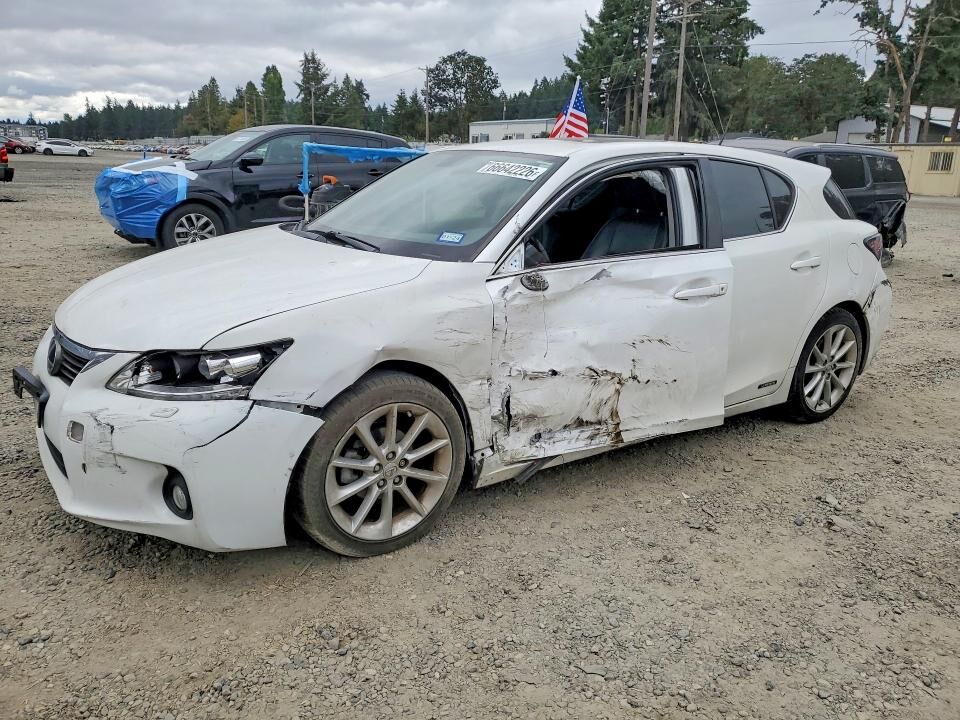 2011 LEXUS CT