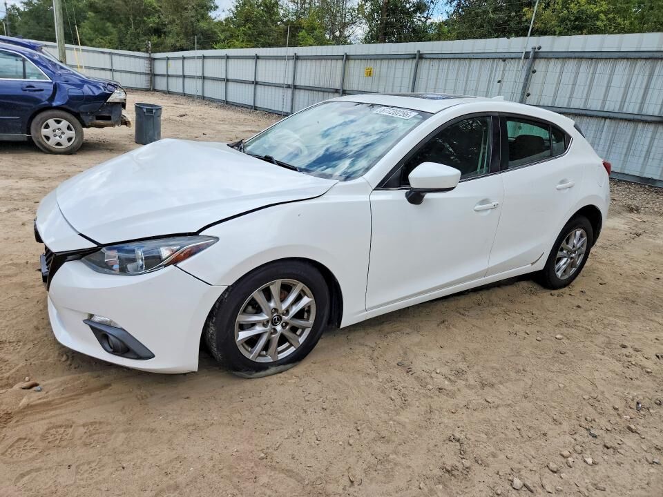 2016 MAZDA Mazda3