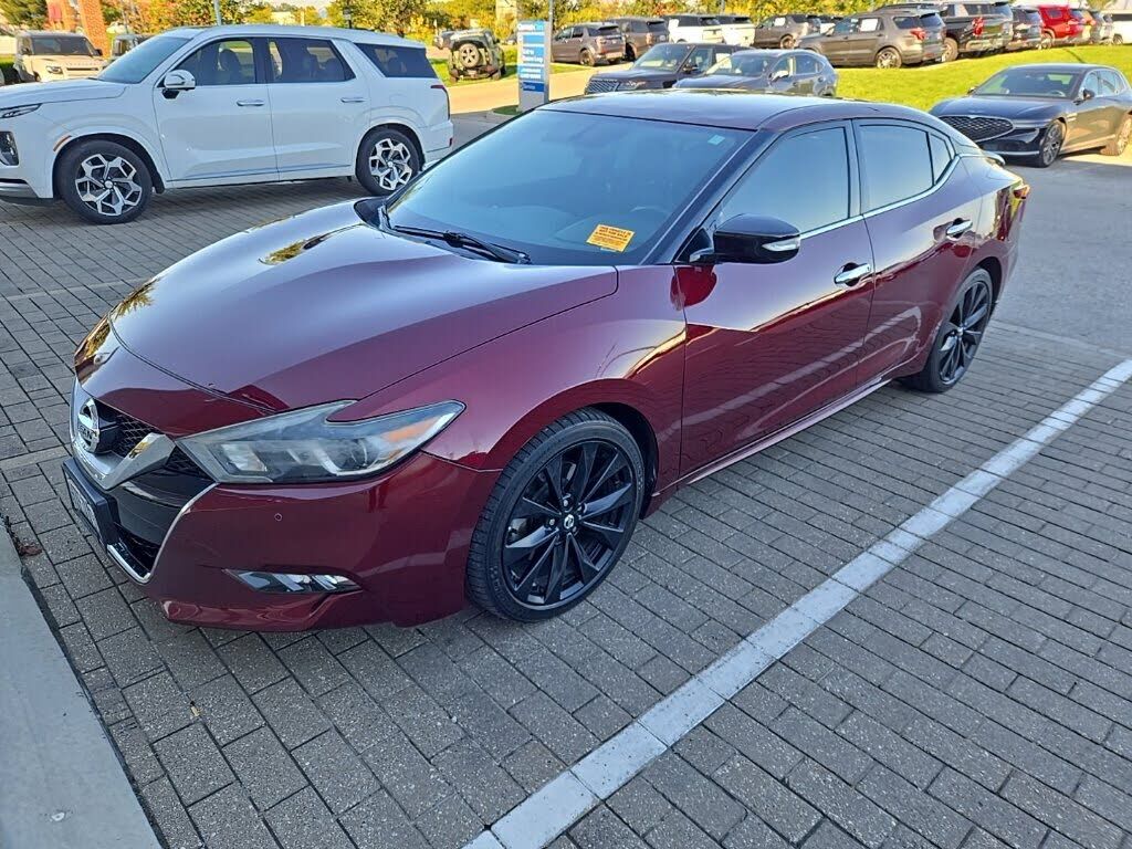 2017 NISSAN Maxima