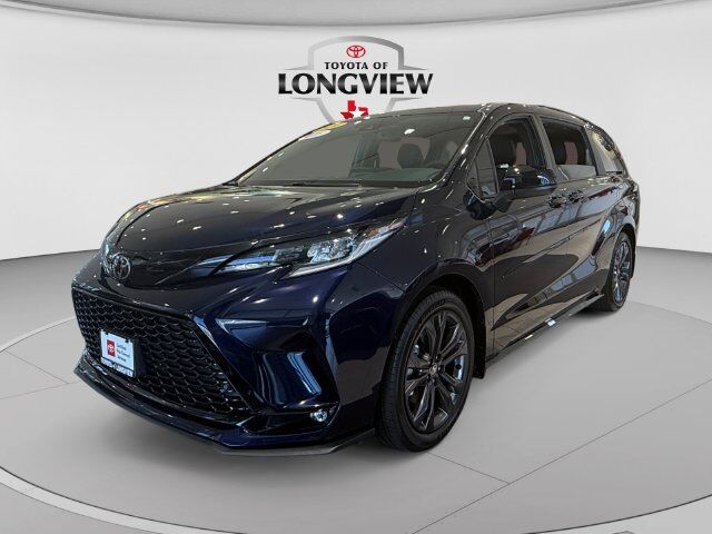 2026 TOYOTA Sienna