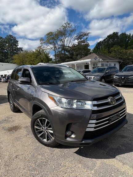 2018 TOYOTA Highlander