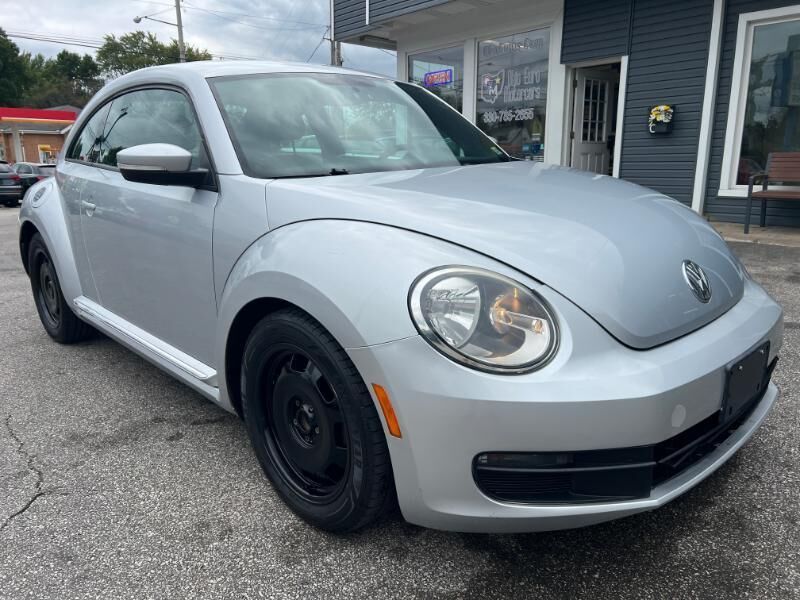2012 VOLKSWAGEN Beetle