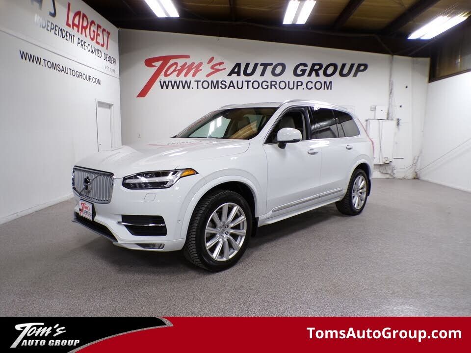 2016 VOLVO XC90