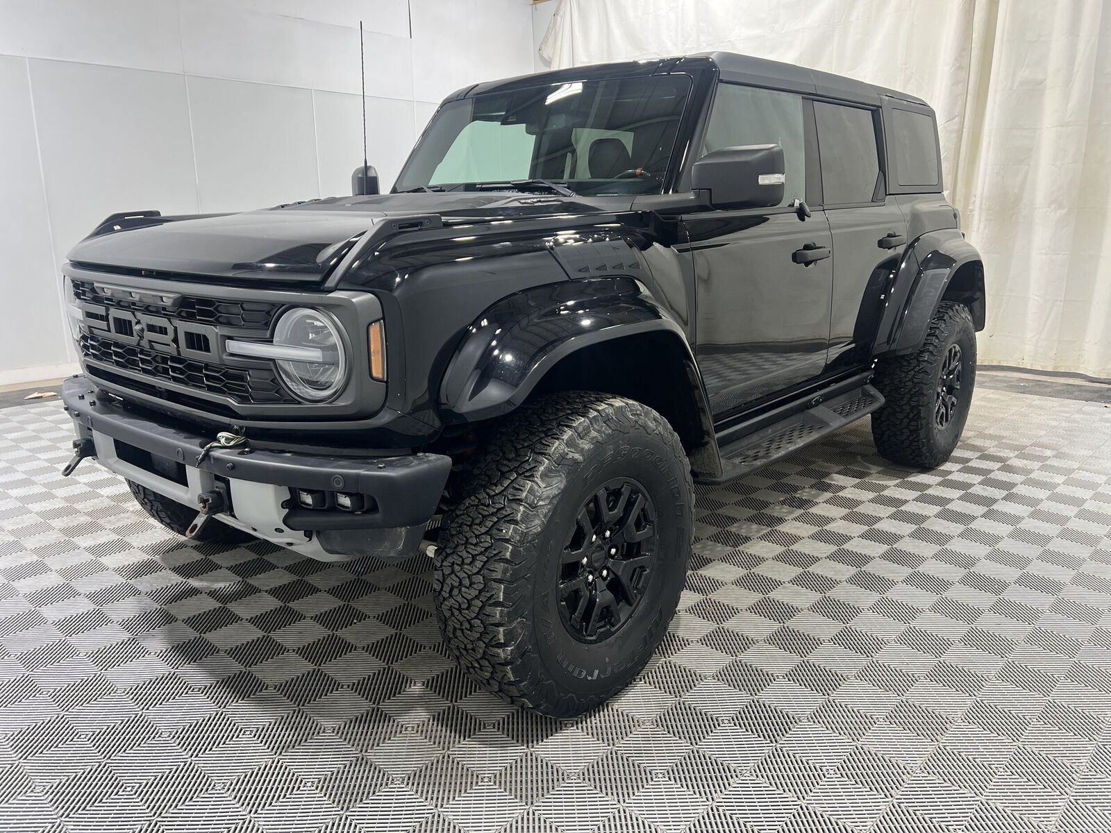 2024 FORD Bronco