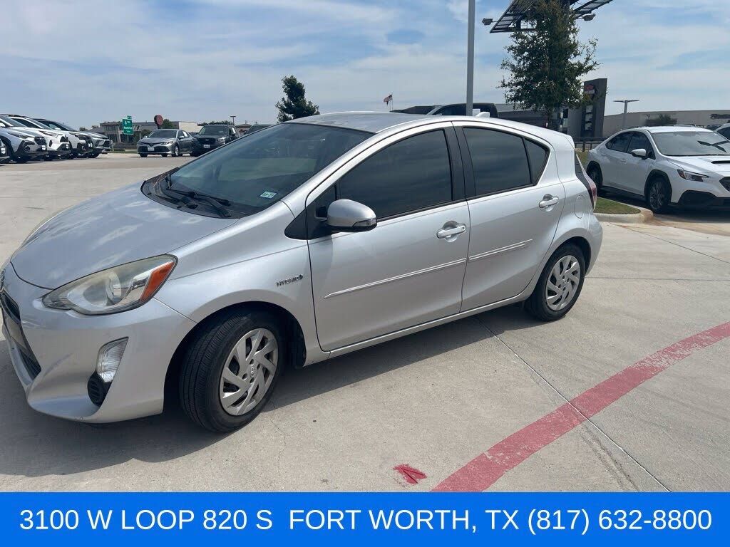 2015 TOYOTA Prius
