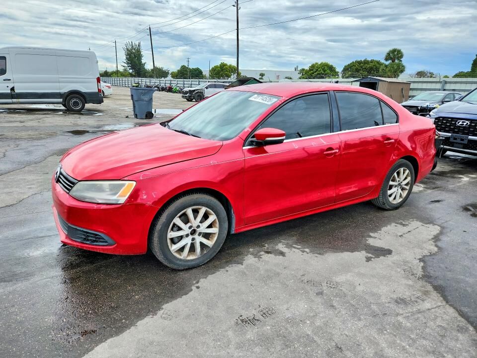 2013 VOLKSWAGEN Jetta
