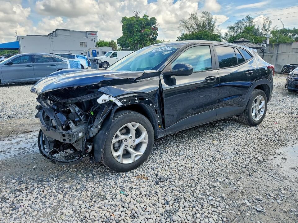 2024 CHEVROLET Trax