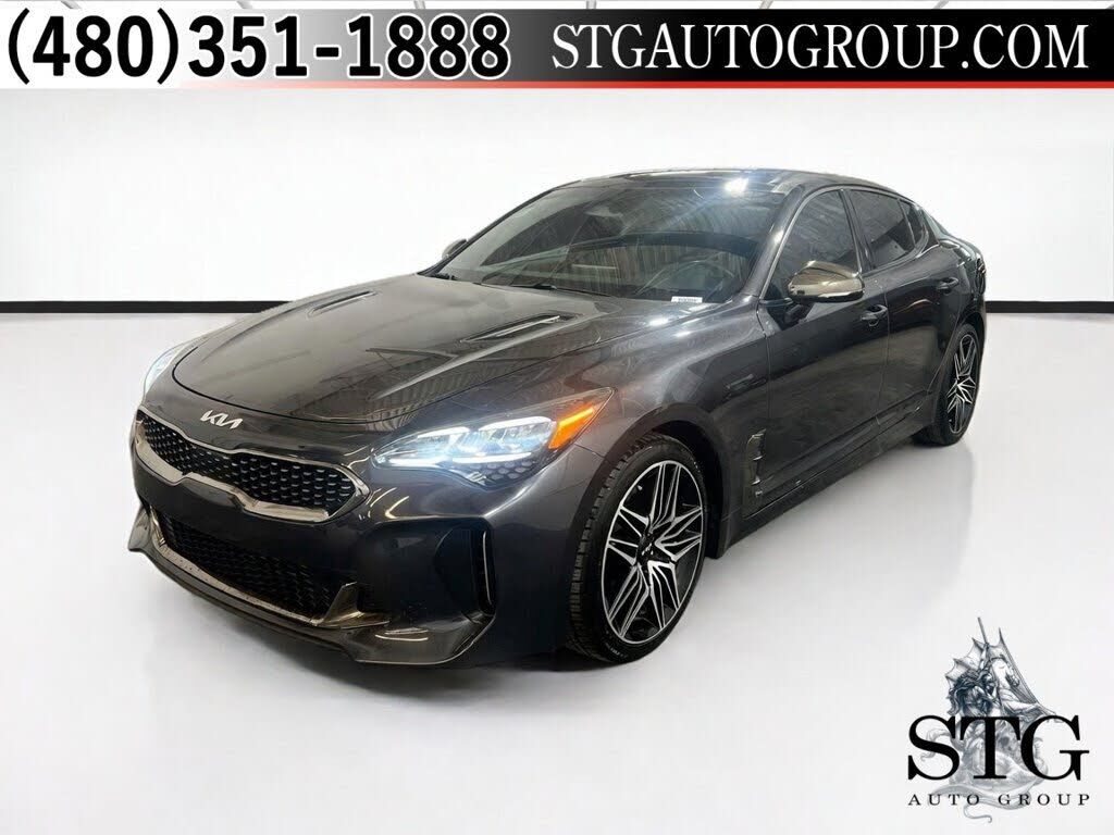 2022 KIA Stinger