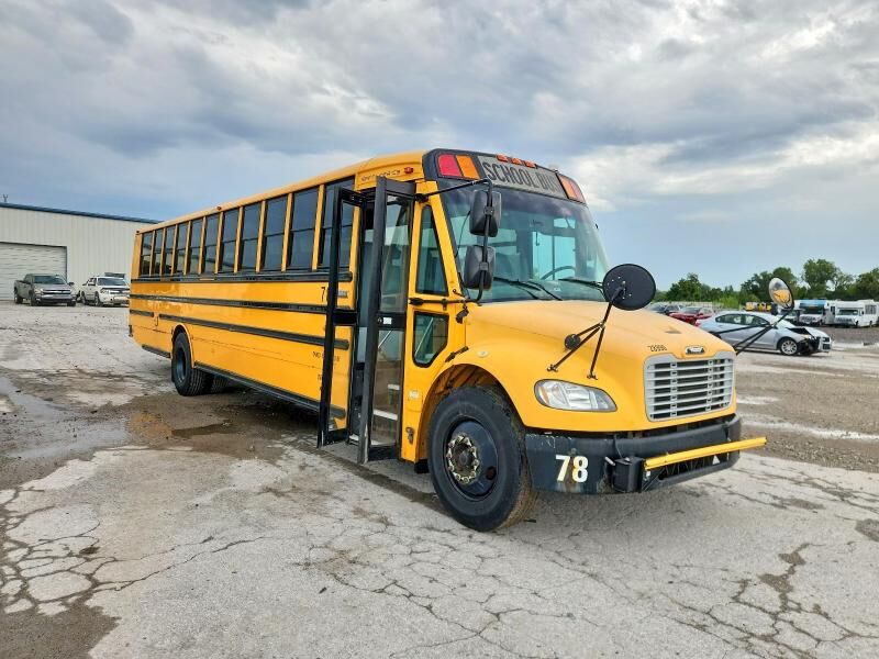2012 FREIGHTLINER B2 Bus Chassis