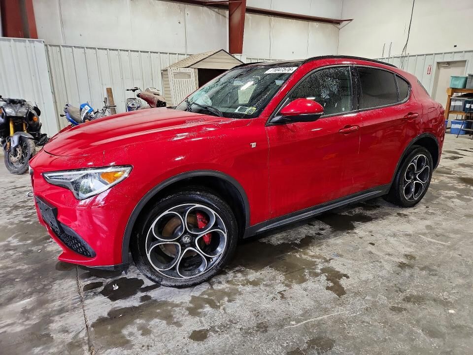 2022 ALFA ROMEO Stelvio