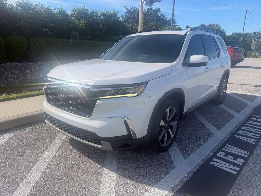 2025 HONDA Pilot