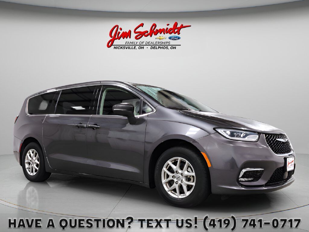 2023 CHRYSLER Pacifica