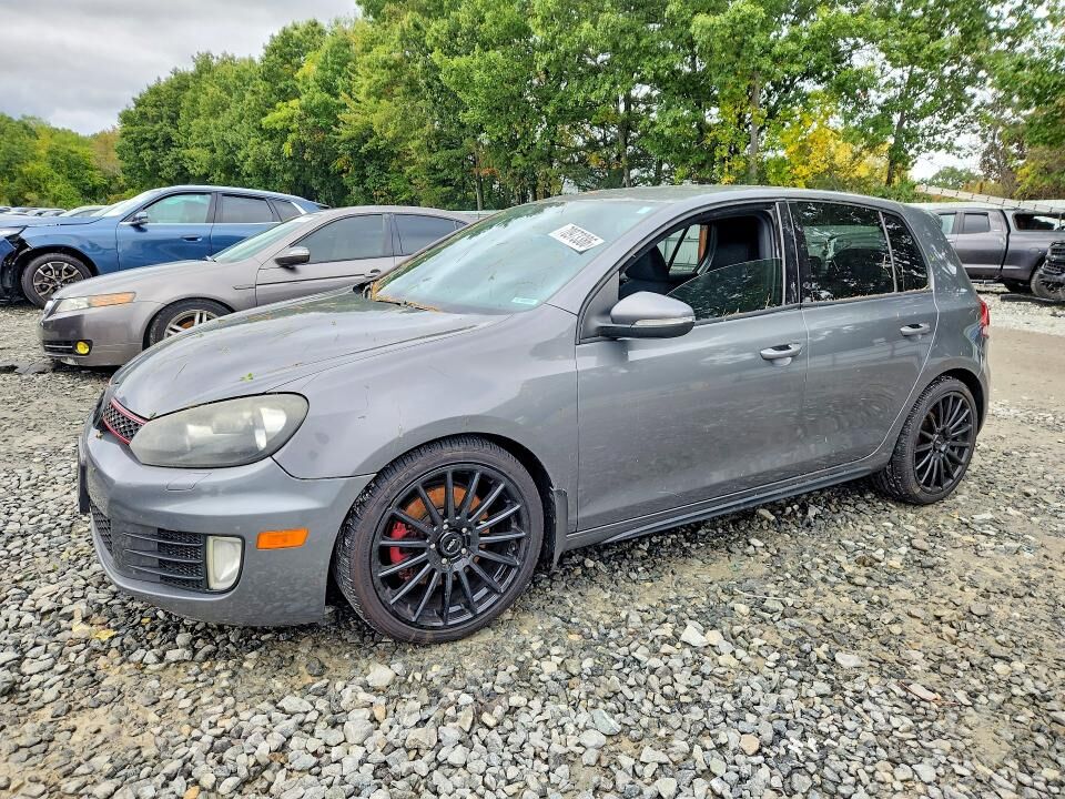 2013 VOLKSWAGEN Golf GTI