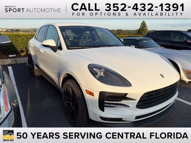 2020 PORSCHE Macan