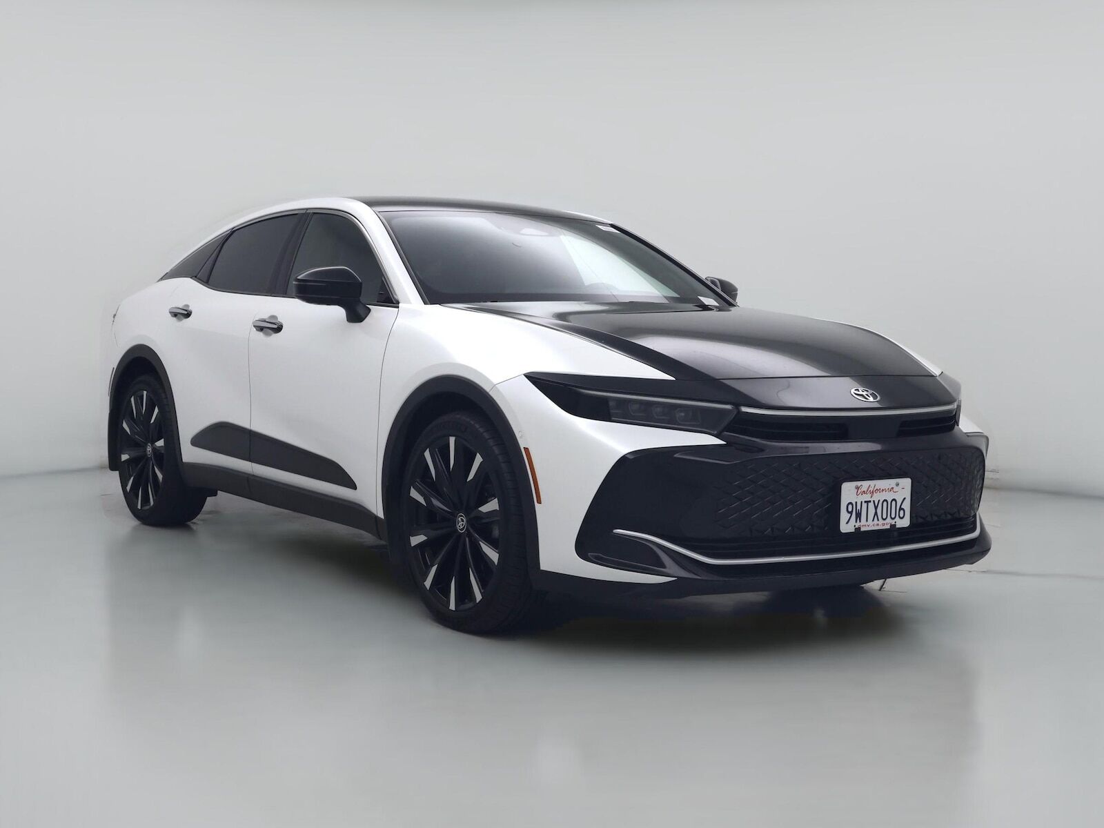 2023 TOYOTA CROWN