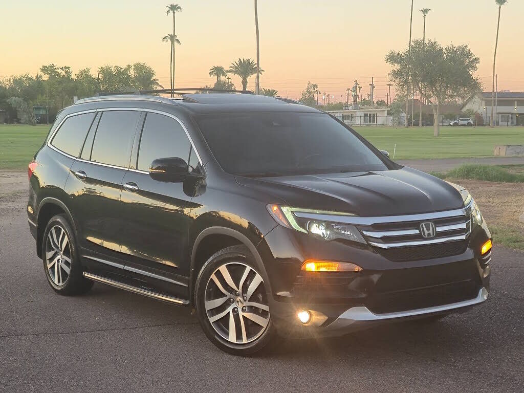 2017 HONDA Pilot