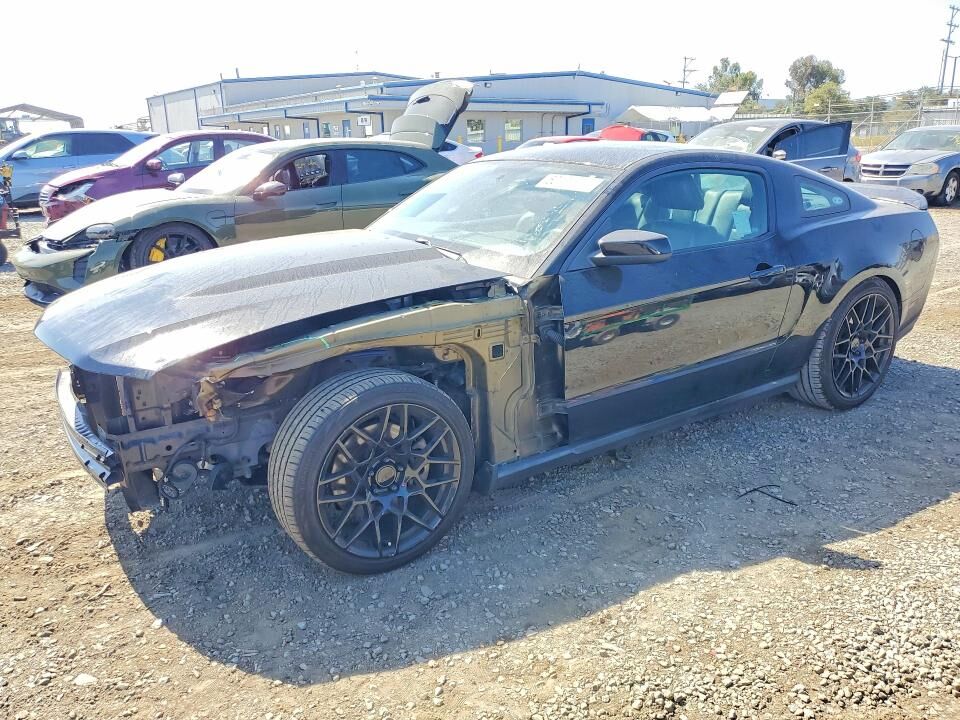 2011 FORD Mustang