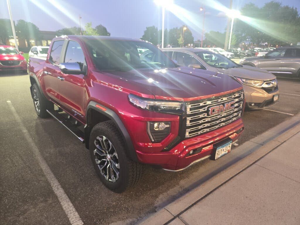 2025 GMC Canyon