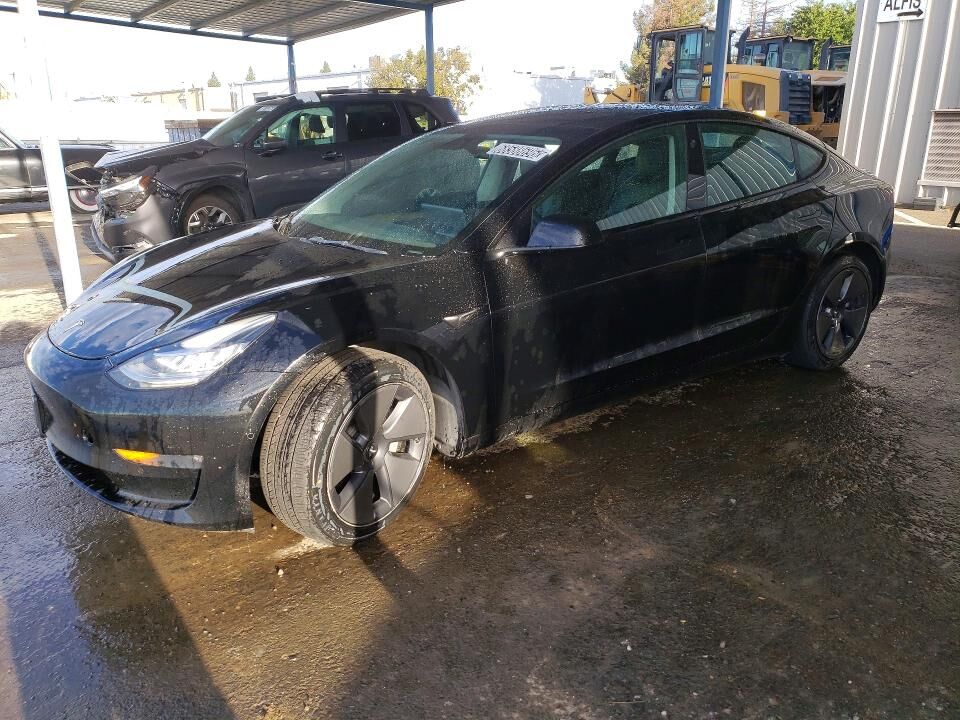 2022 TESLA Model 3