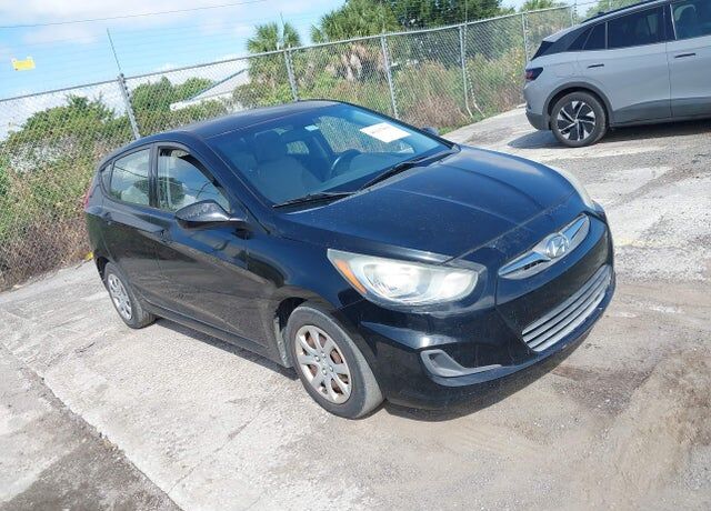 2014 HYUNDAI Accent