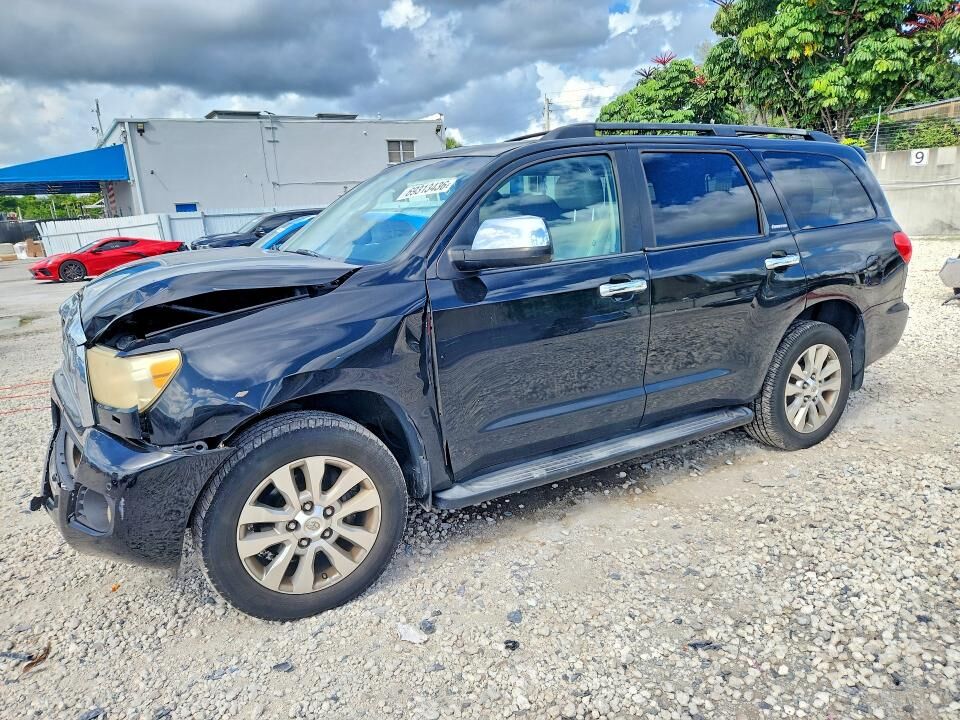 2012 TOYOTA Sequoia