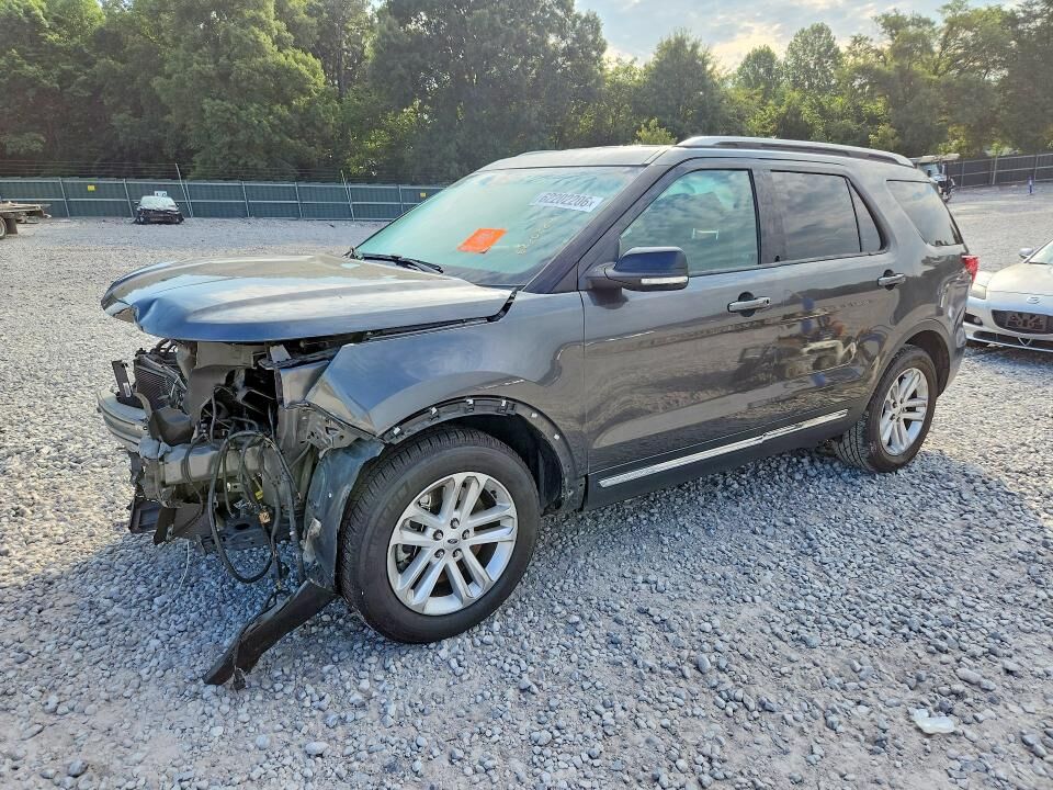 2016 FORD Explorer