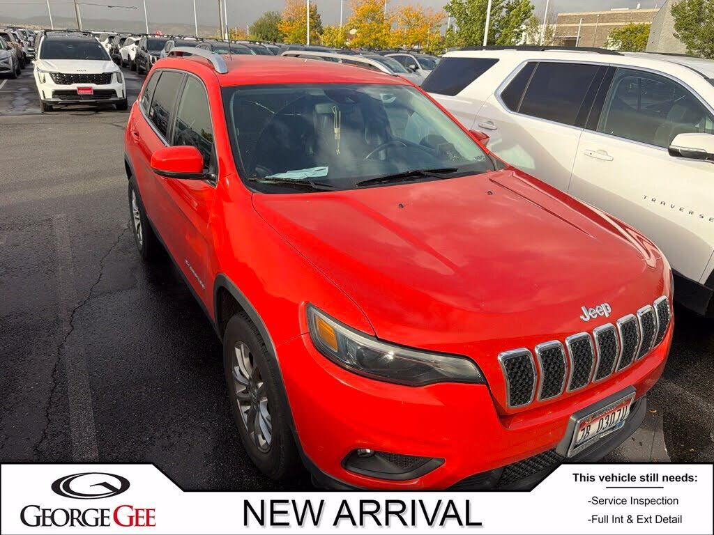 2021 JEEP Cherokee