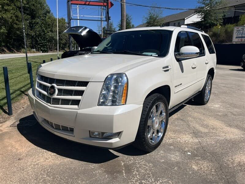 2014 CADILLAC Escalade
