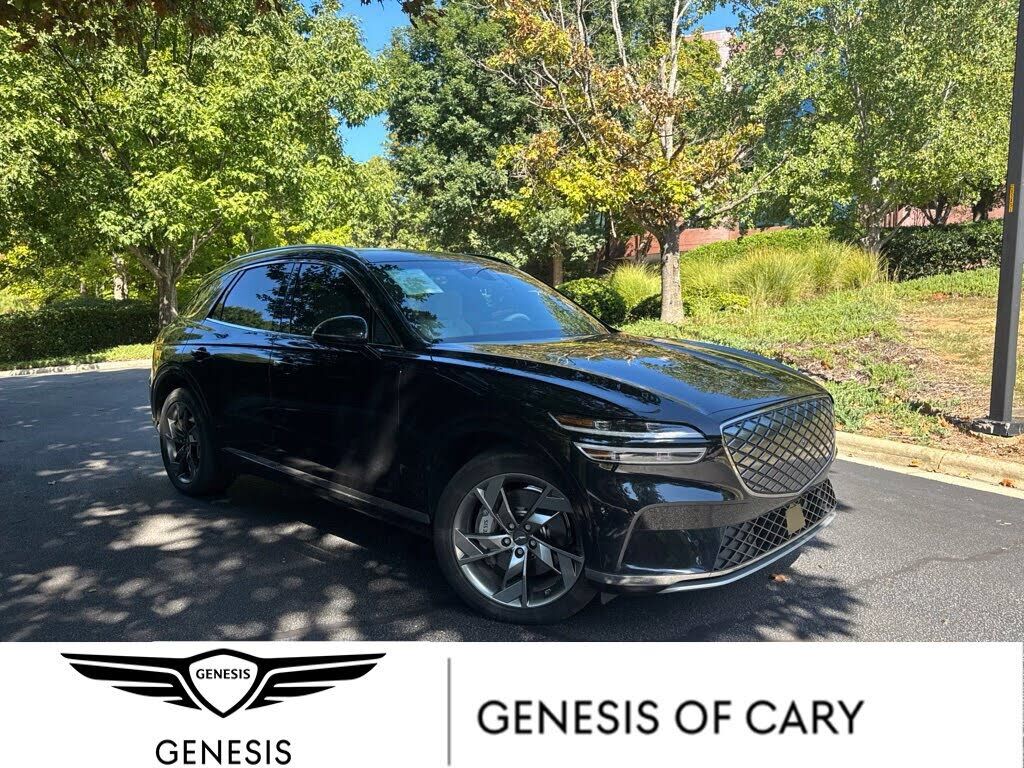 2023 GENESIS GV70