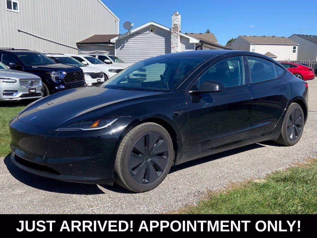 2024 TESLA Model 3