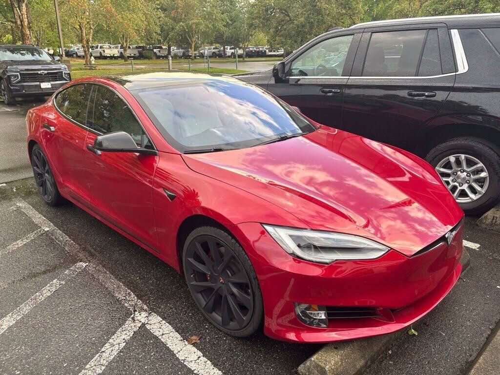 2020 TESLA Model S