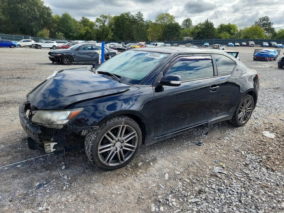 2013 TOYOTA SCION