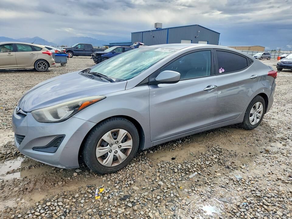 2016 HYUNDAI Elantra