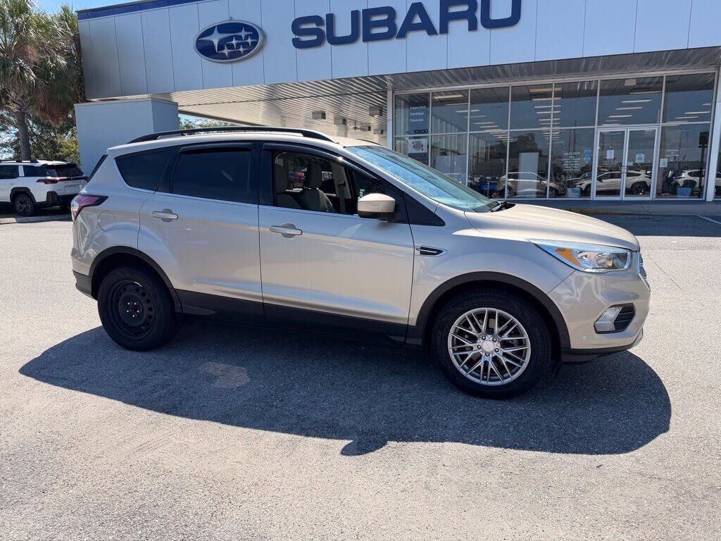 2018 FORD Escape