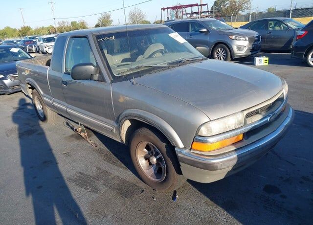 2000 CHEVROLET S-10 Pickup