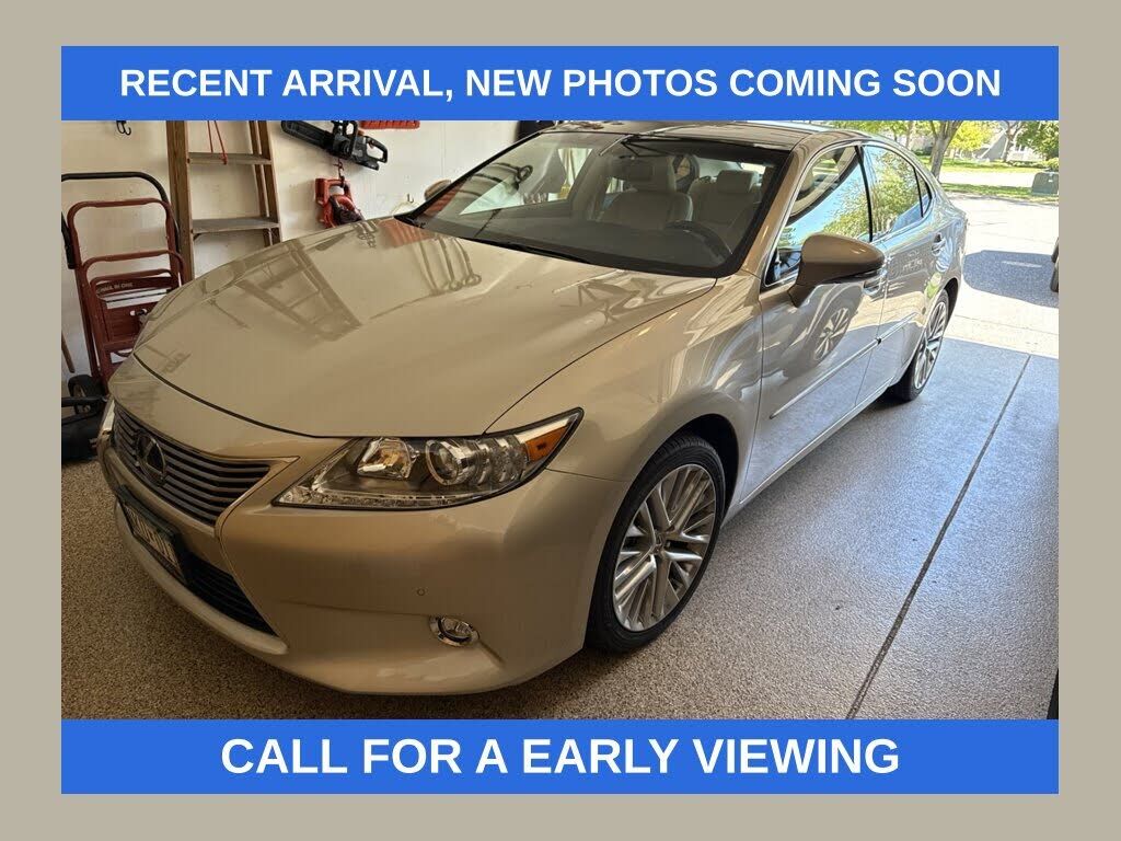 2015 LEXUS ES