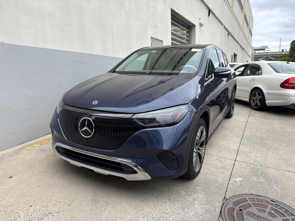 2023 MERCEDES-BENZ EQE-Class SUV