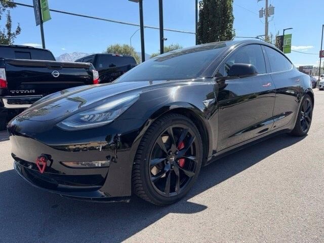 2019 TESLA Model 3