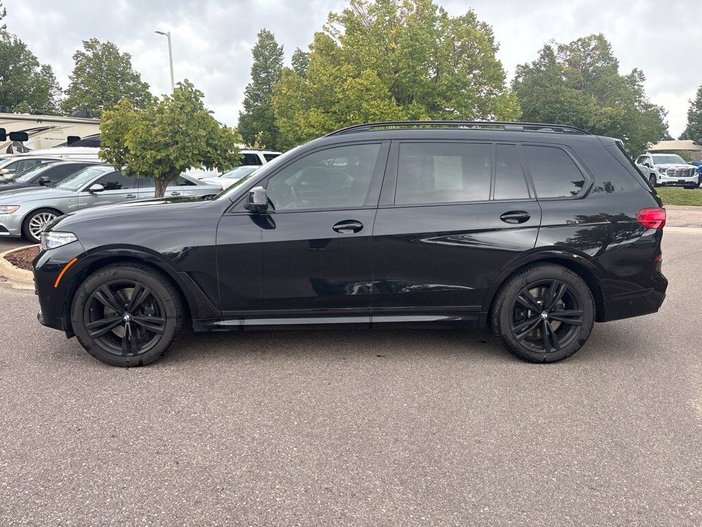 2021 BMW X7