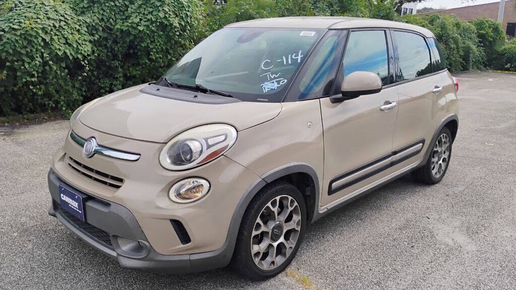 2015 FIAT 500L