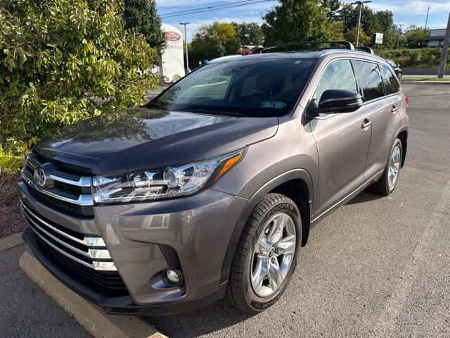 2019 TOYOTA Highlander