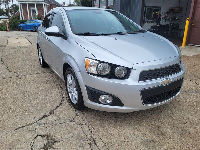 2013 CHEVROLET Sonic