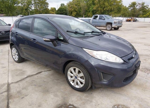 2013 FORD Fiesta