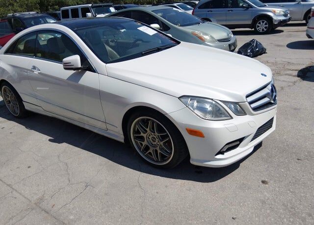 2010 MERCEDES-BENZ E-Class